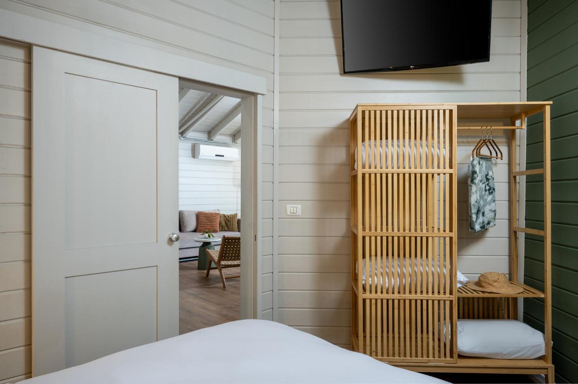 Nir David Country Lodge Стая снимка